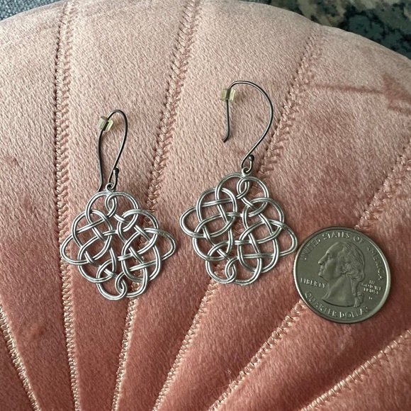 Silver Celtic Knot Dangle Statement Earrings 🌿 - Picture 3 of 6
